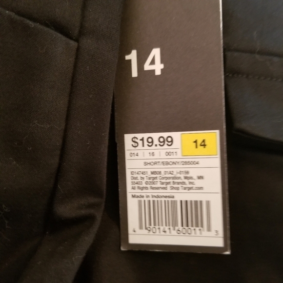 New Mossimo womens 14 Fits 3 stretch Black Shorts 11 In Inseam NWT - Picture 5 of 6